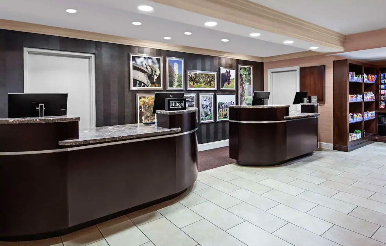 Hotel Doubletree By Hilton Raleigh Durham Airport At Research Triangle Park Exterior foto