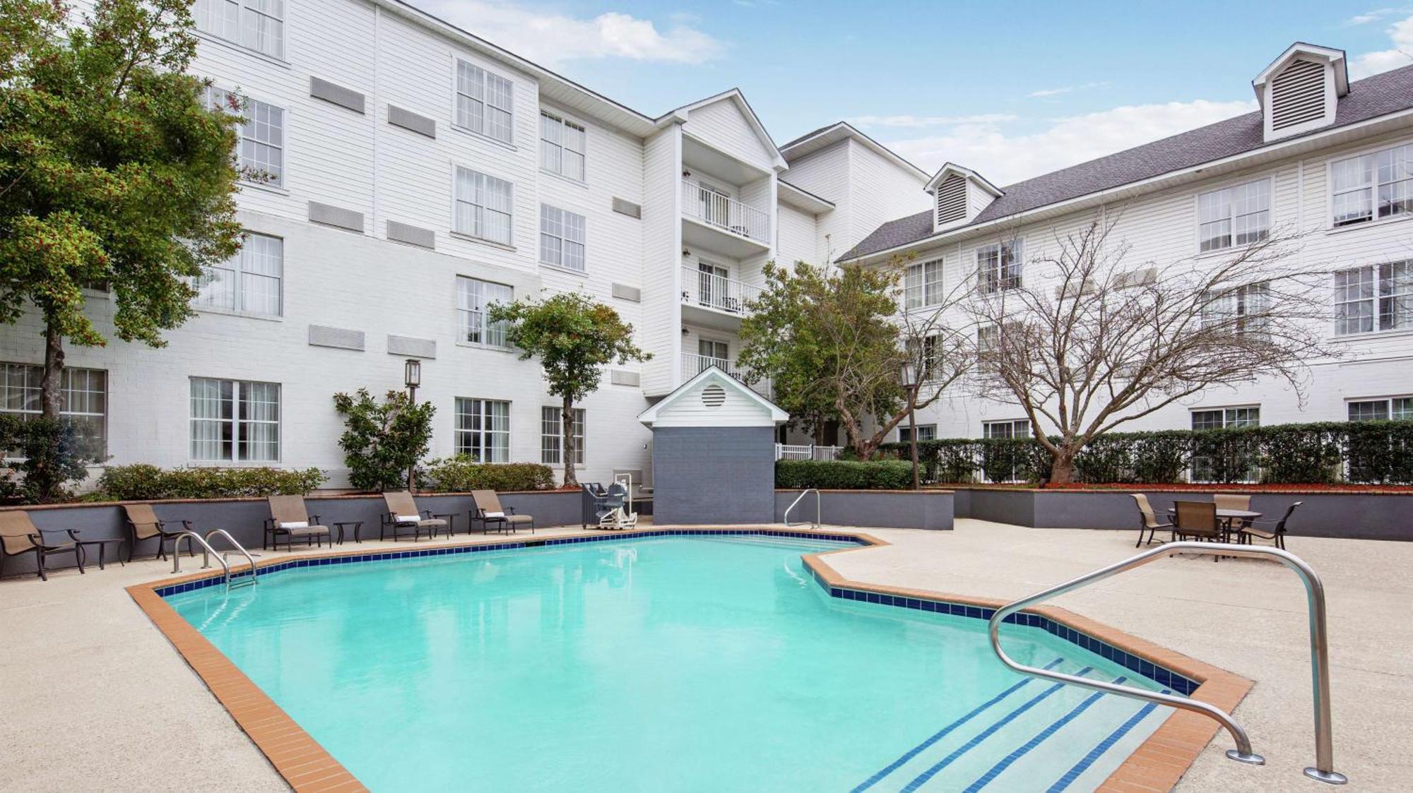 Hotel Doubletree By Hilton Raleigh Durham Airport At Research Triangle Park Exterior foto