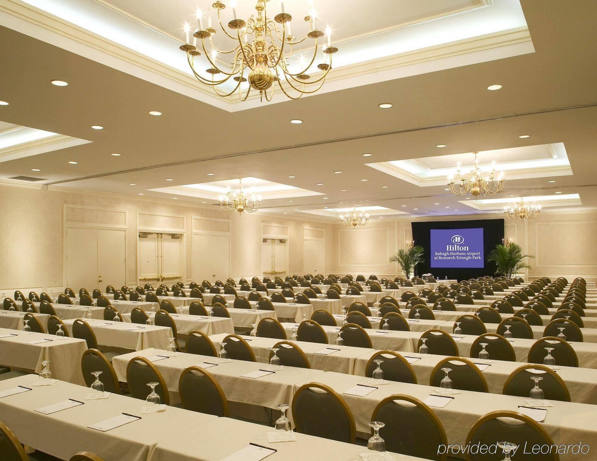 Hotel Doubletree By Hilton Raleigh Durham Airport At Research Triangle Park Einrichtungen foto